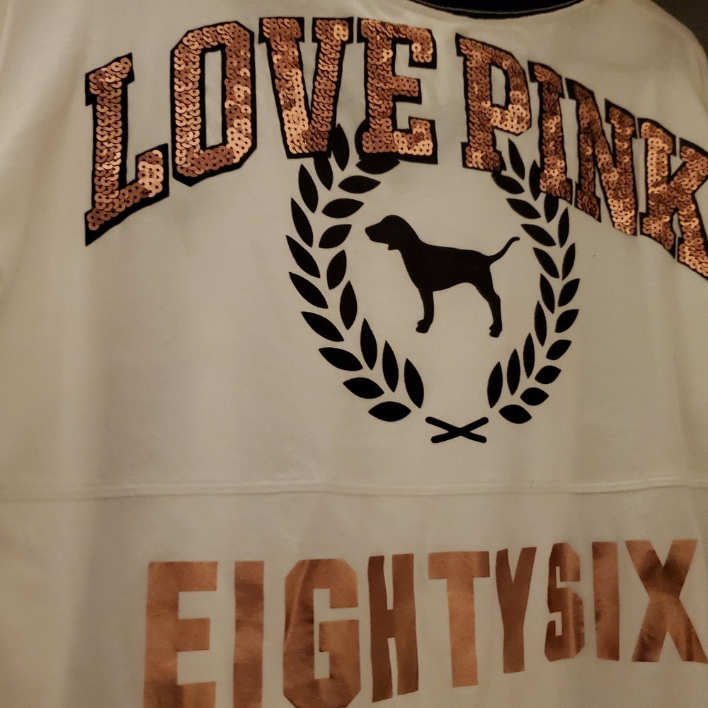 Victoria's Secret PINK v neck bling tee